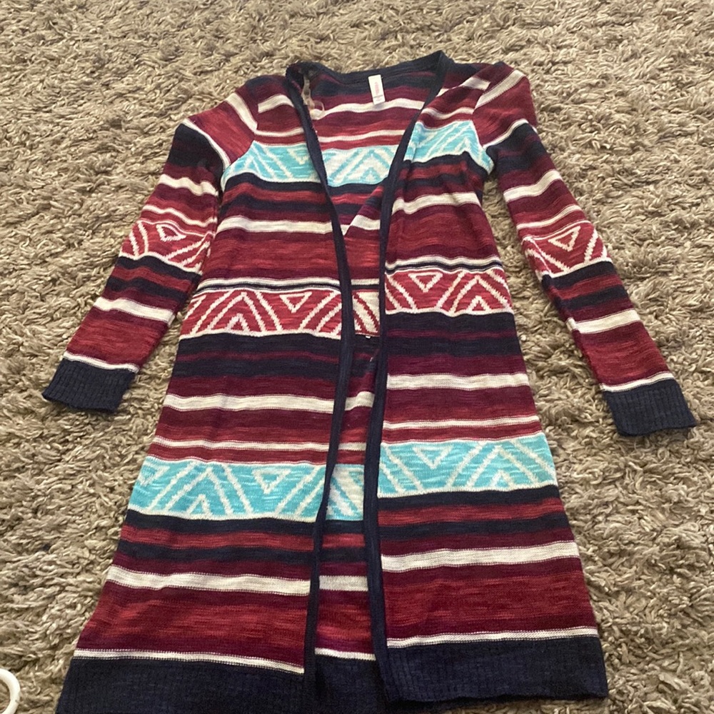 Girls chilaration cardigan size m guc